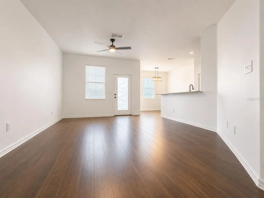 1241 PRIORY CIRCLE Winter Garden, FL 34787