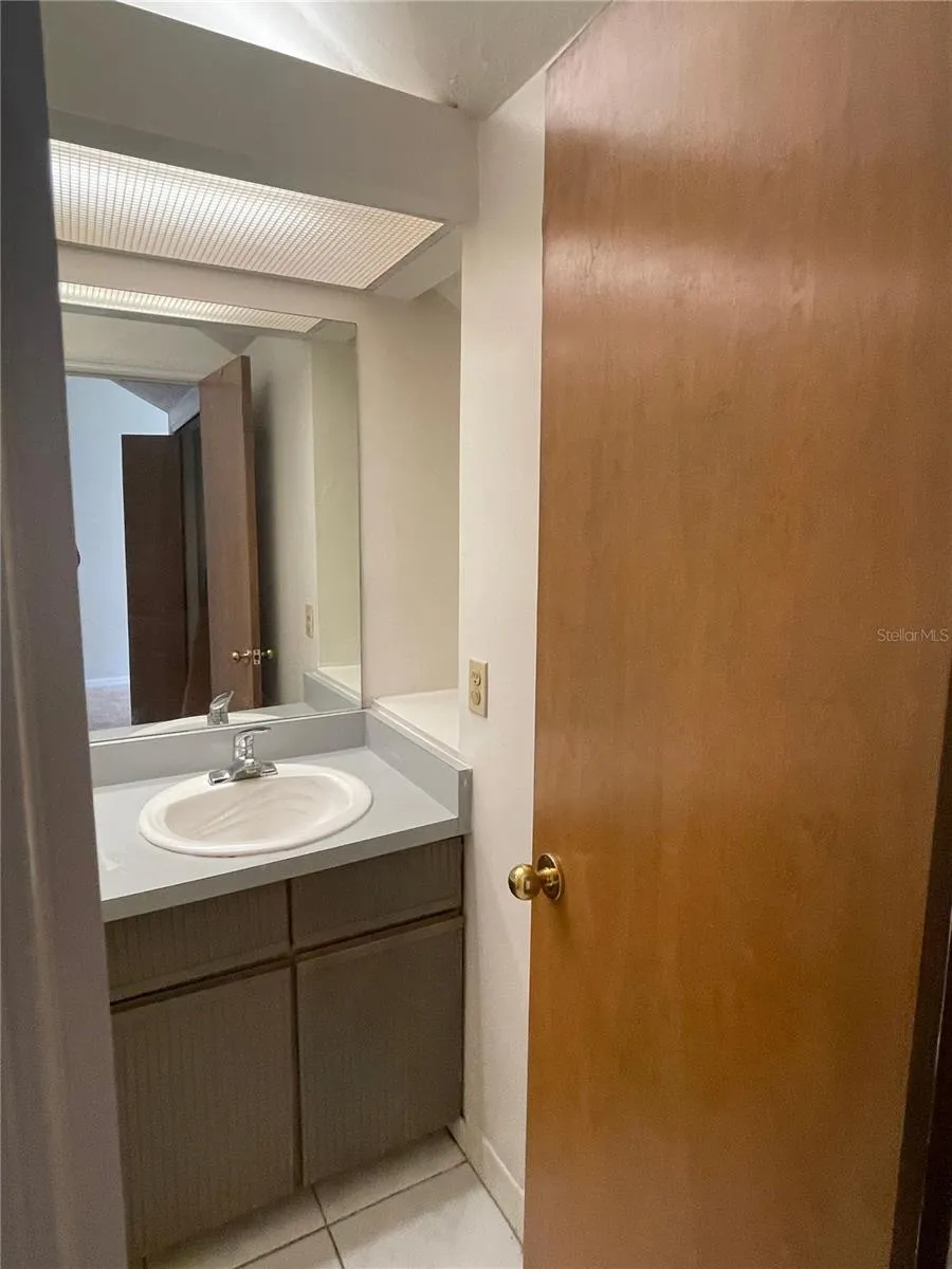 3504 NW 37TH AVENUE Gainesville, FL 32605