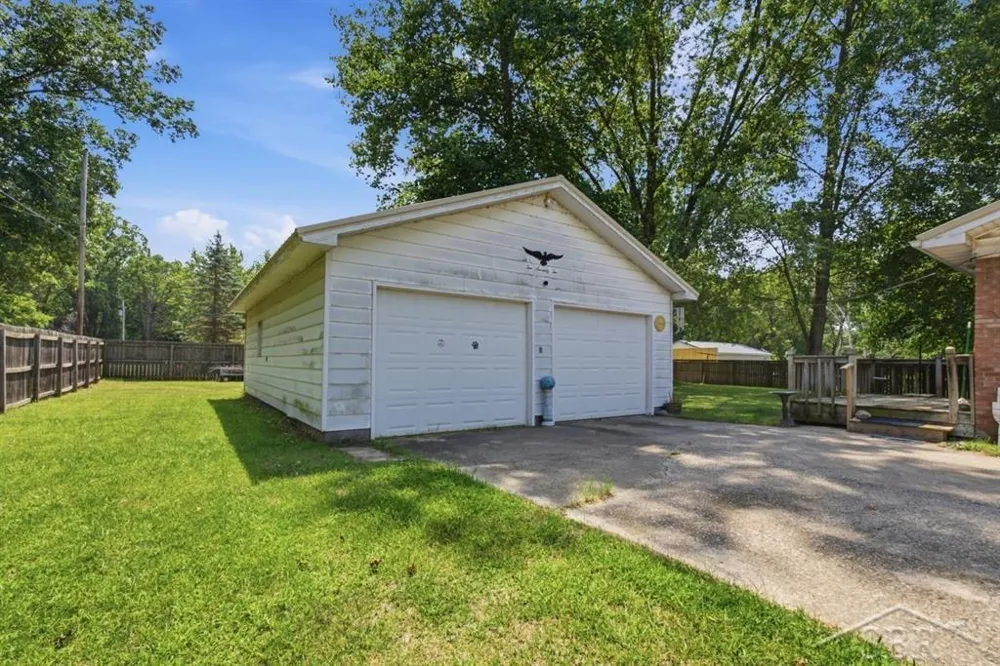 1072 E Stewart Road Homer Township, MI 48640
