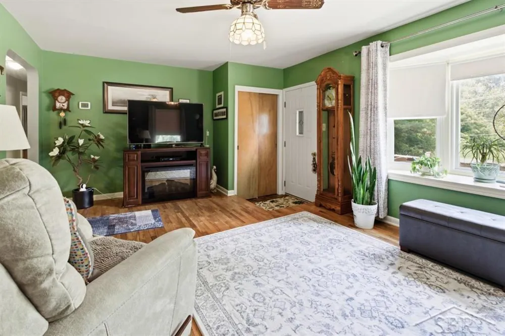 1072 E Stewart Road Homer Township, MI 48640