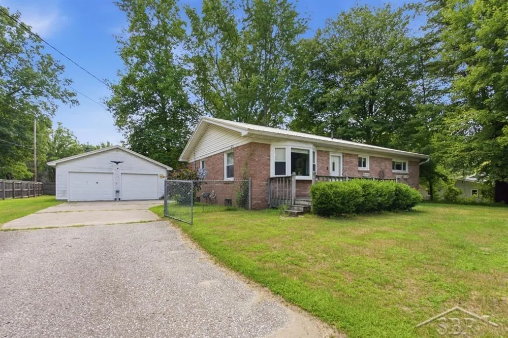 1072 E Stewart Road Homer Township, MI 48640