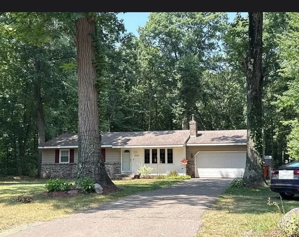 9045 NE Algoma Avenue Algoma Township, MI 49341