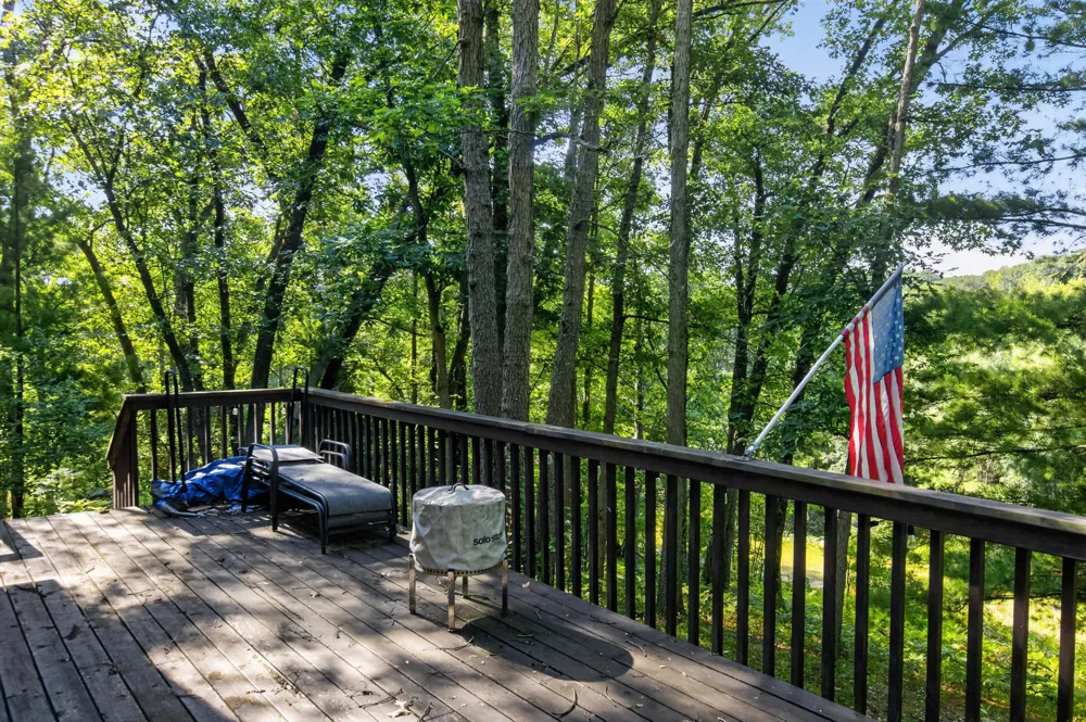 5821 S Queens Highway Cherry Valley Township, MI 49623