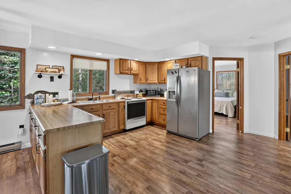 5821 S Queens Highway Cherry Valley Township, MI 49623