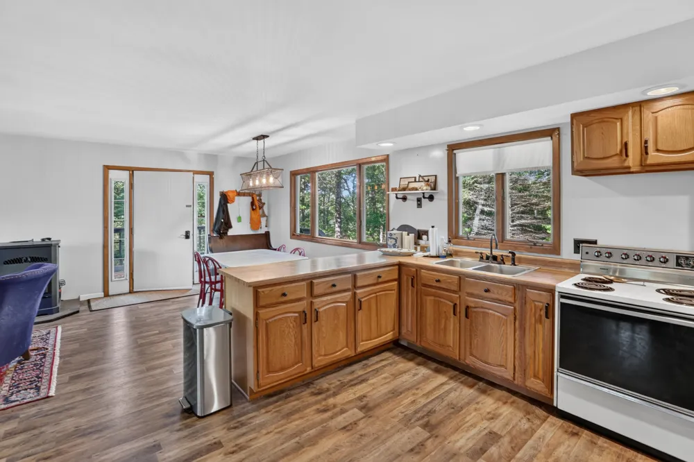 5821 S Queens Highway Cherry Valley Township, MI 49623