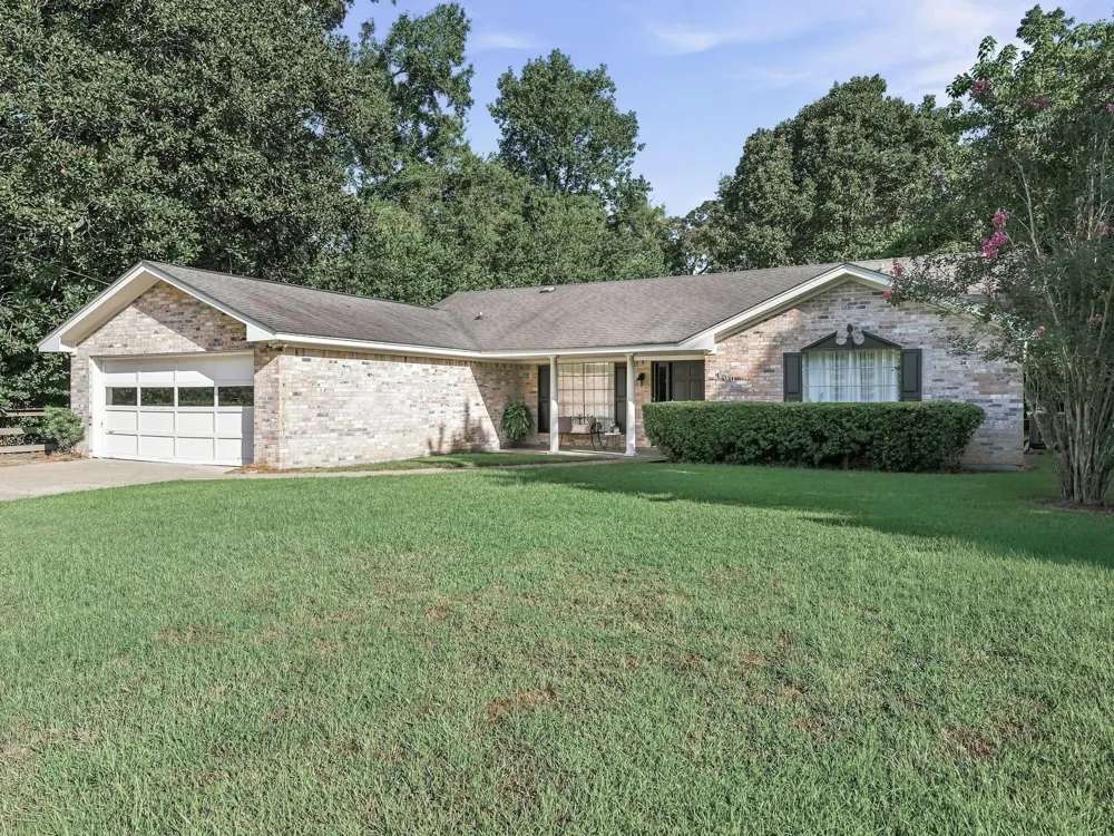 100 E Black Gum Lane Village Mills, TX 77663