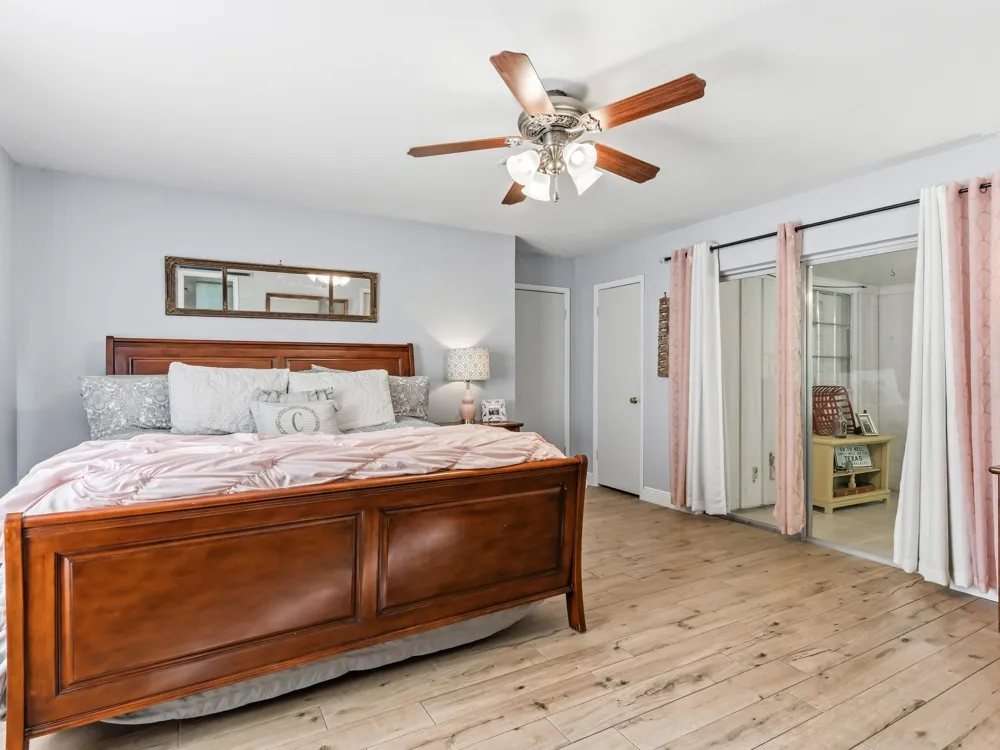 100 E Black Gum Lane Village Mills, TX 77663