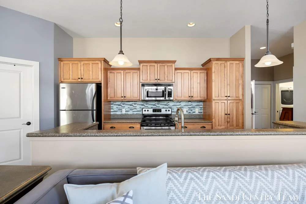 17644 Dustin Drive #16 Spring Lake, MI 49456