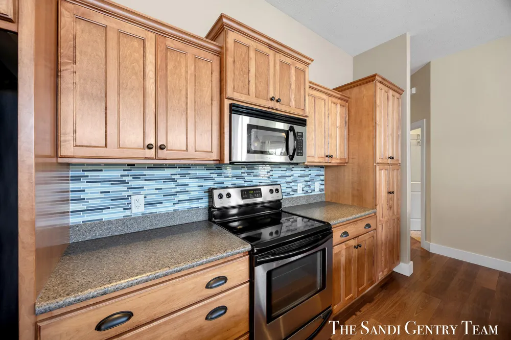 17644 Dustin Drive #16 Spring Lake, MI 49456