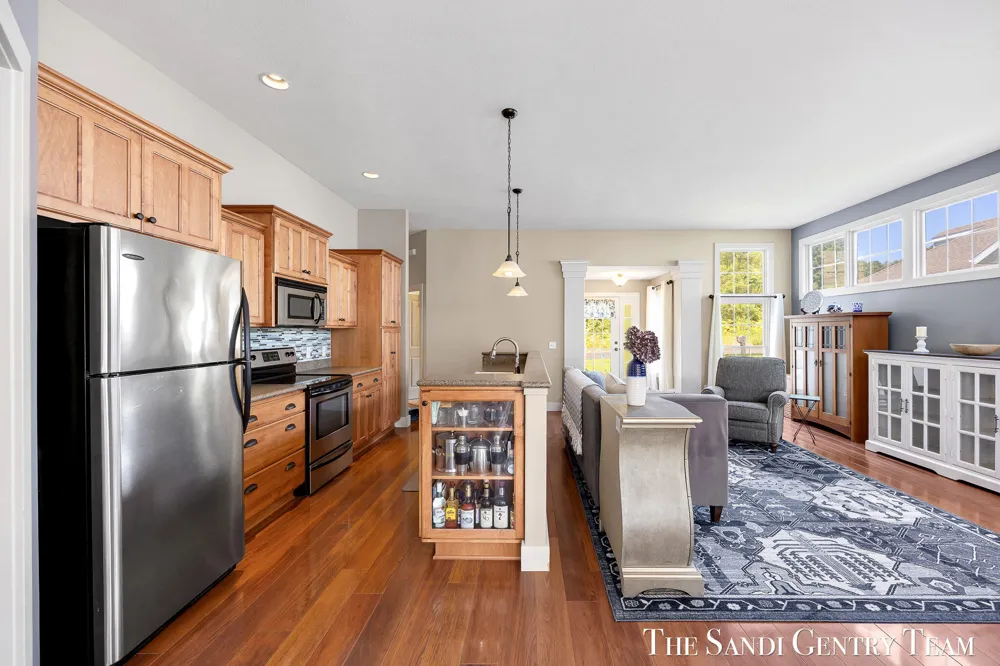 17644 Dustin Drive #16 Spring Lake, MI 49456