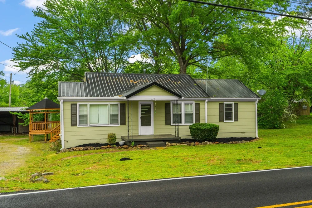 328 Portland Blvd Portland, TN 37148