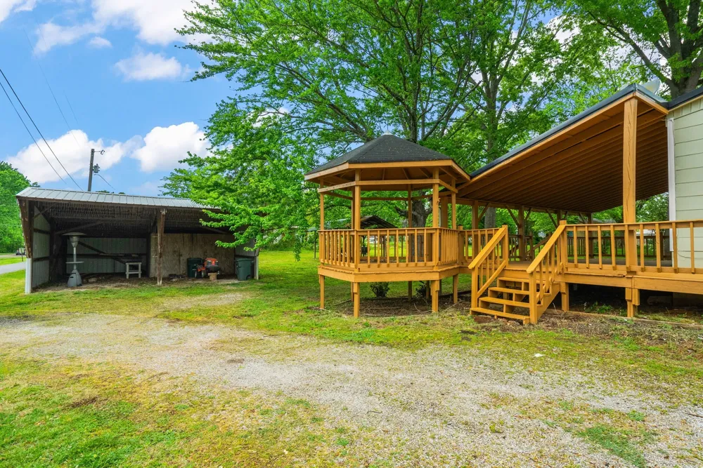 328 Portland Blvd Portland, TN 37148