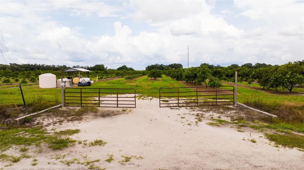SW CARLTON AVENUE Arcadia, FL 34266