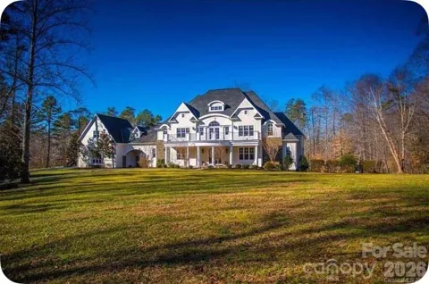 450 Greywalls Lane