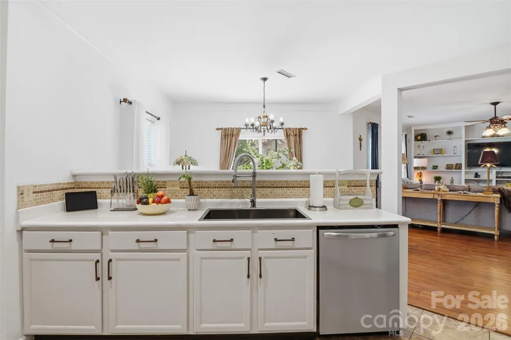 1957 Leesburg Drive Clover, SC 29710
