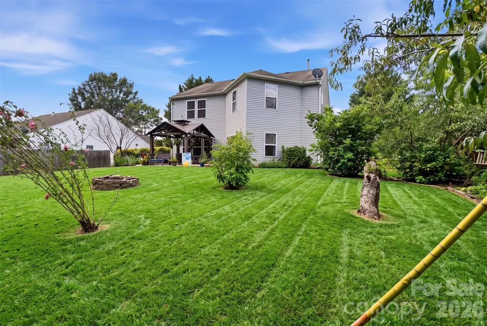 1957 Leesburg Drive Clover, SC 29710