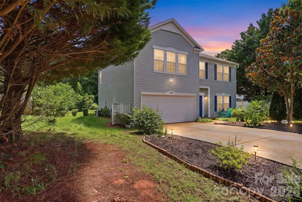 1957 Leesburg Drive Clover, SC 29710