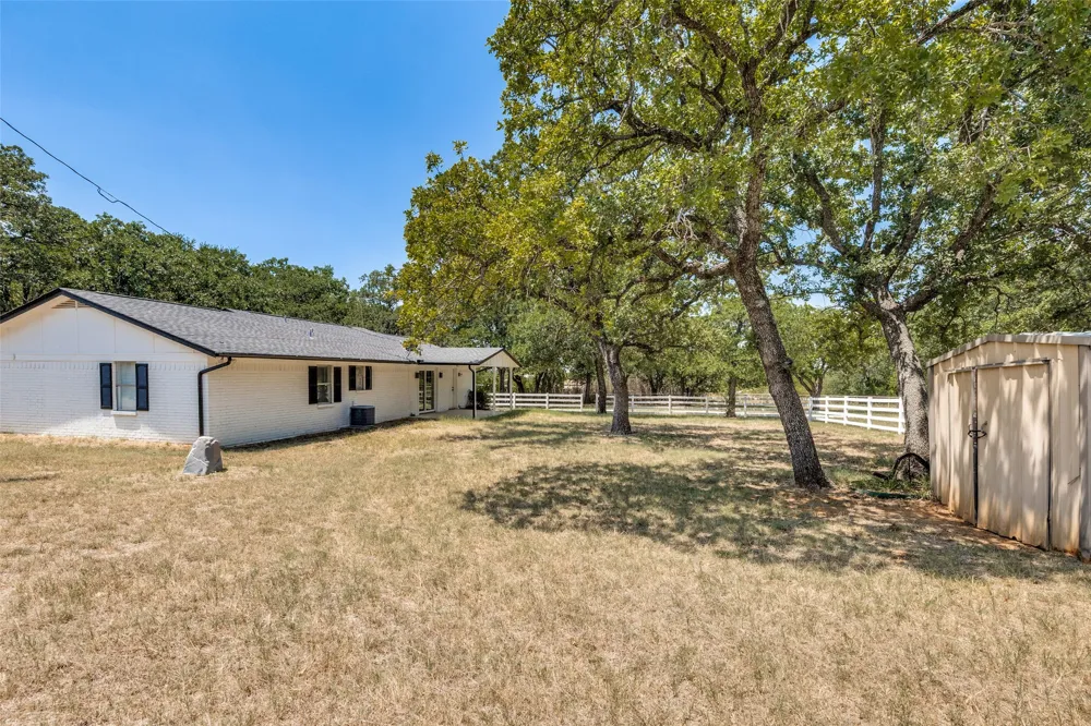 240 County Road 4358 Decatur, TX 76234