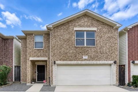 3728 Main Poplar Drive