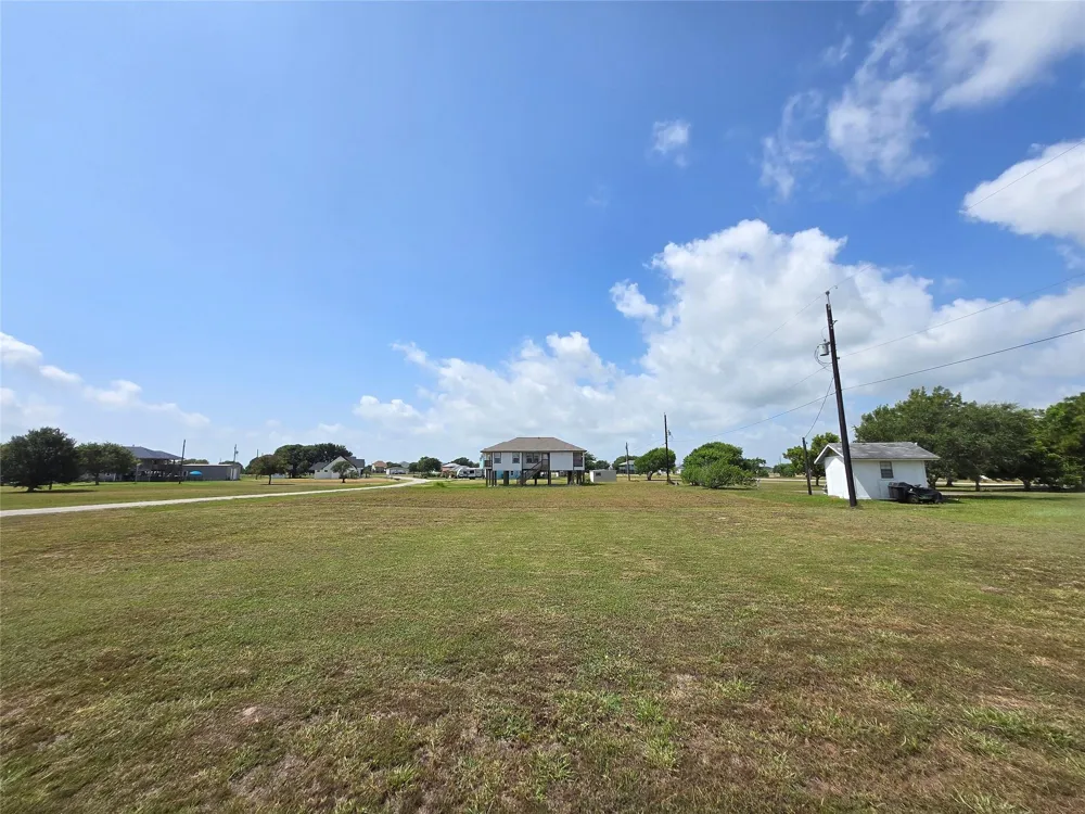 1102 Buckskin Drive Palacios, TX 77465