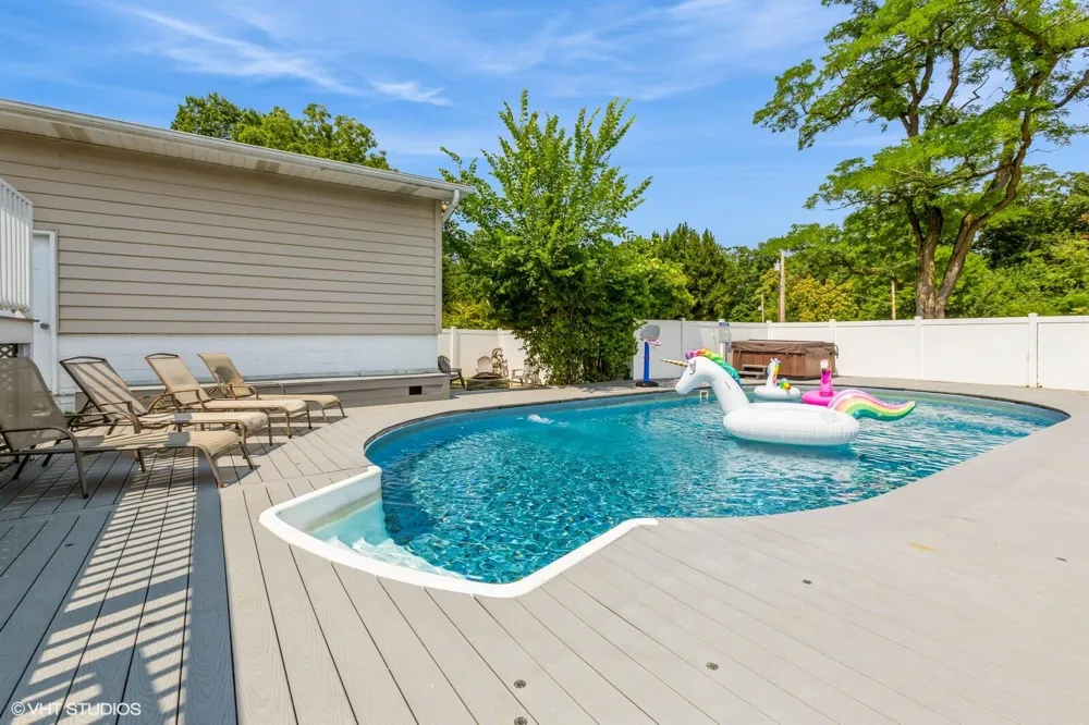 116 Smith Street New Buffalo, MI 49117