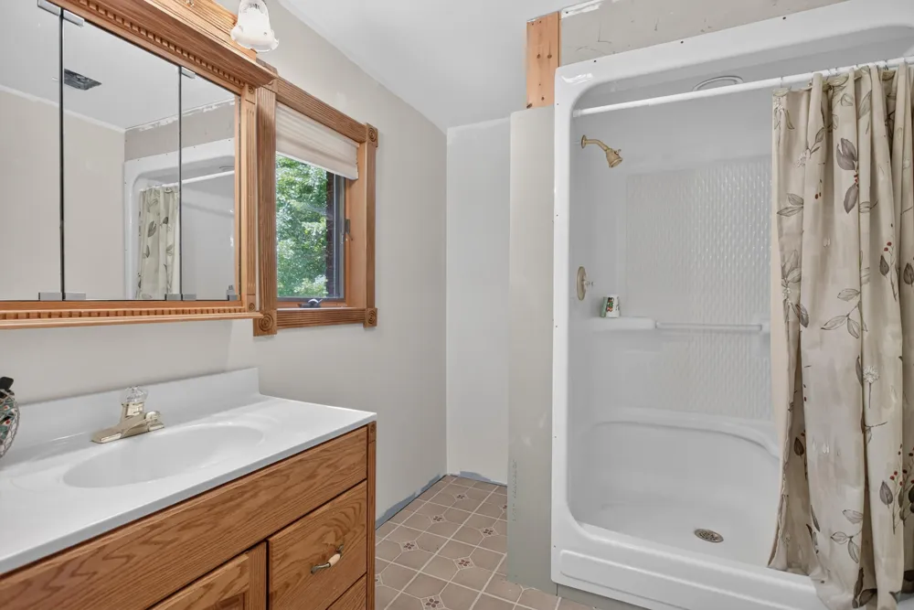 15281 U.S. 12 Brooklyn, MI 49230