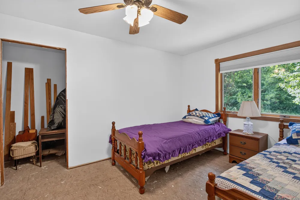 15281 U.S. 12 Brooklyn, MI 49230
