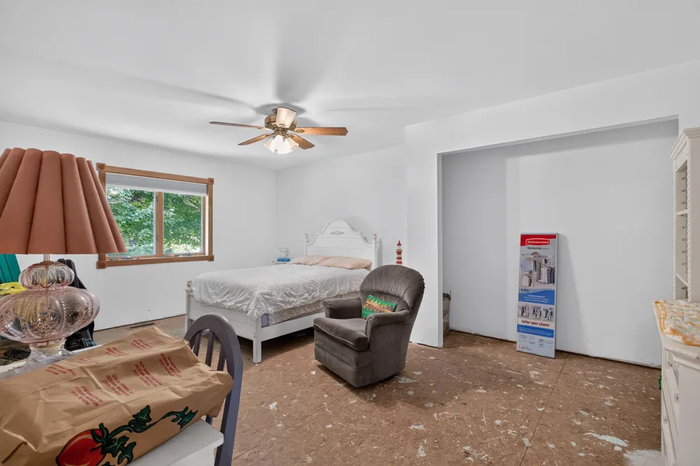 15281 U.S. 12 Brooklyn, MI 49230