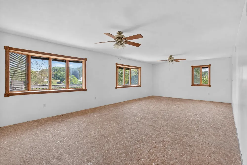 15281 U.S. 12 Brooklyn, MI 49230