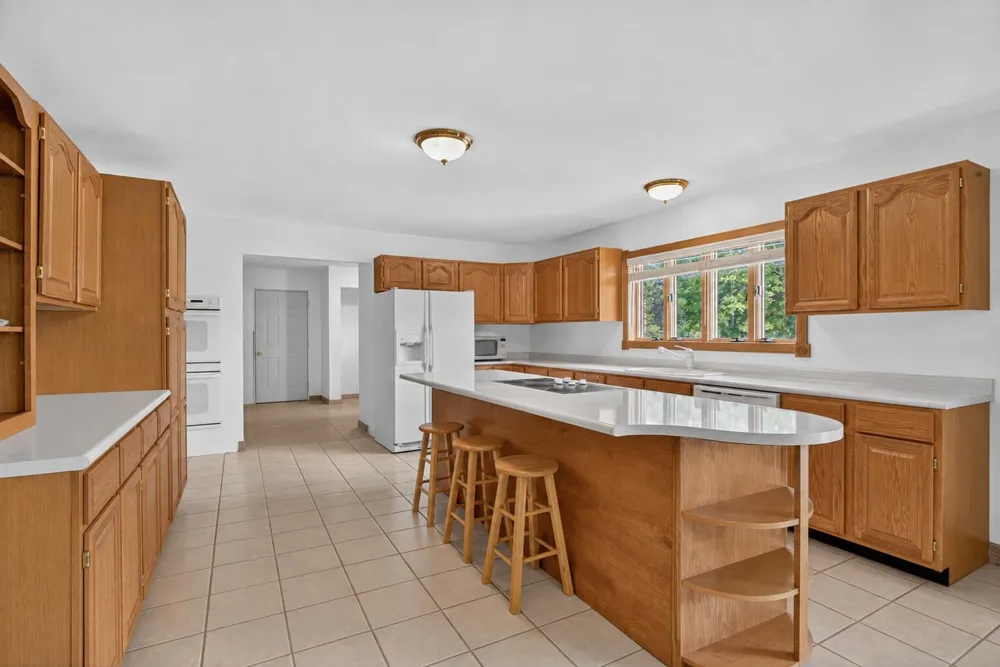 15281 U.S. 12 Brooklyn, MI 49230