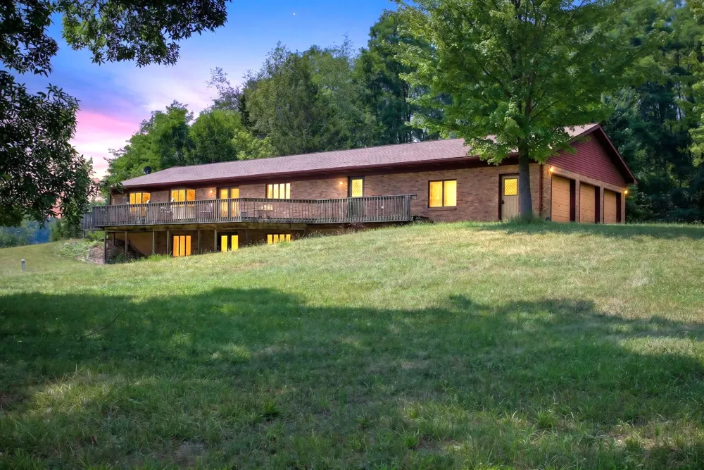 15281 U.S. 12 Brooklyn, MI 49230
