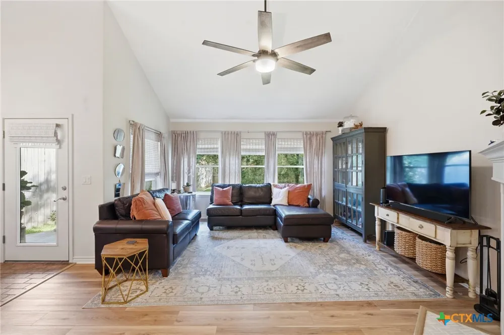 2629 Fairwood Drive New Braunfels, TX 78132