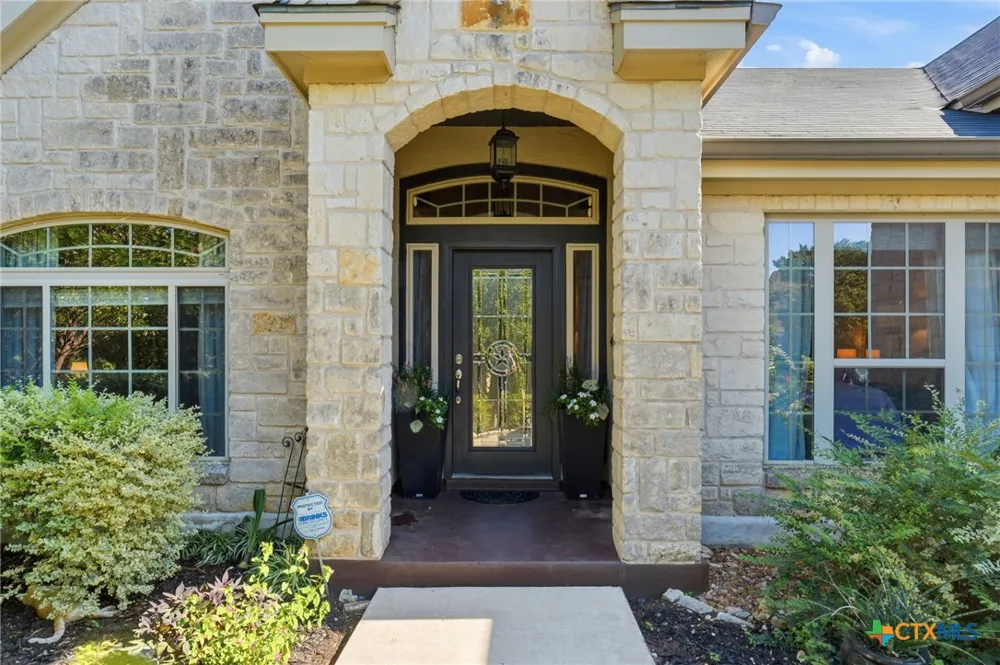 2629 Fairwood Drive New Braunfels, TX 78132