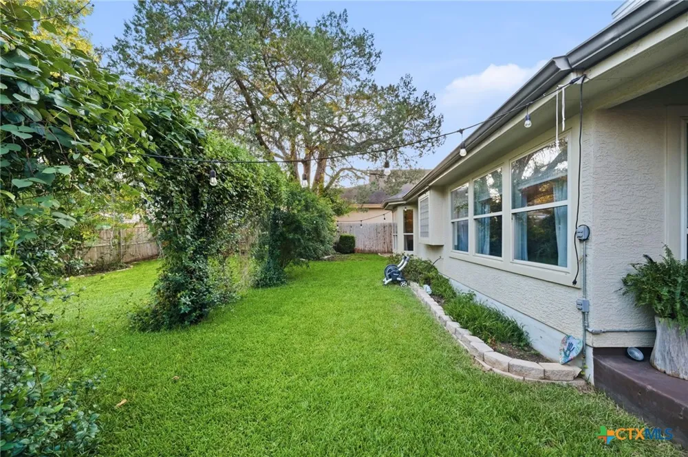 2629 Fairwood Drive New Braunfels, TX 78132