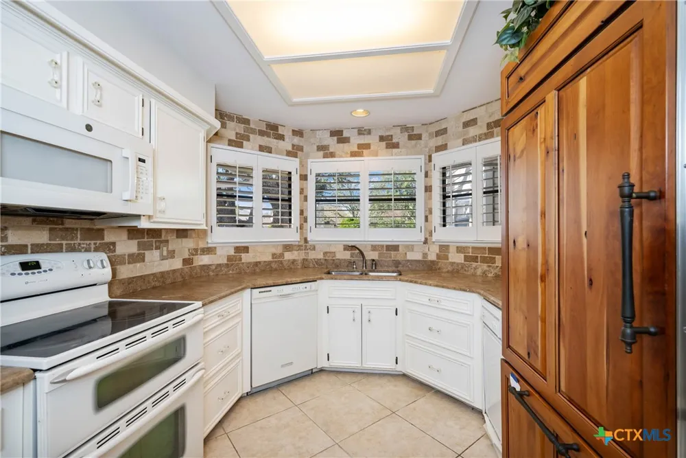 5 Cypress Point Wimberley, TX 78676