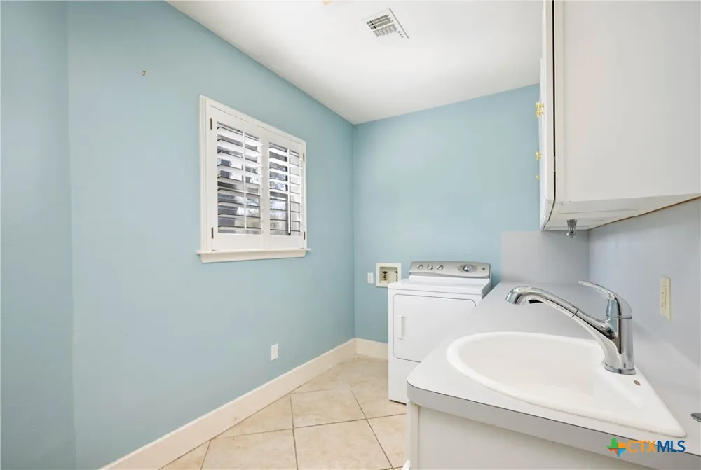 5 Cypress Point Wimberley, TX 78676