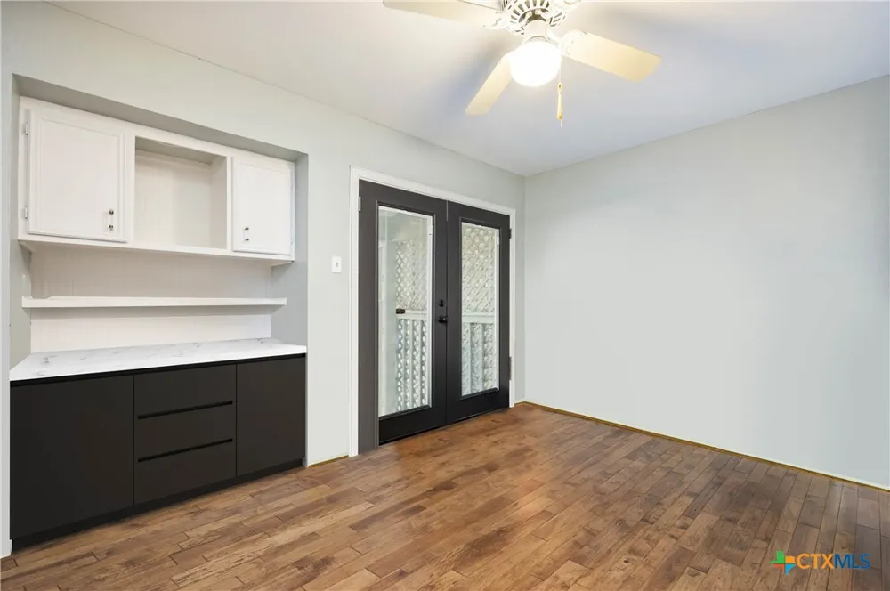 5 Cypress Point Wimberley, TX 78676