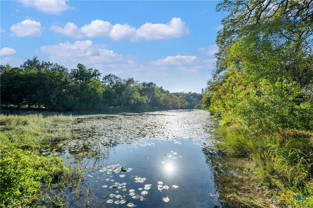 5 Cypress Point Wimberley, TX 78676