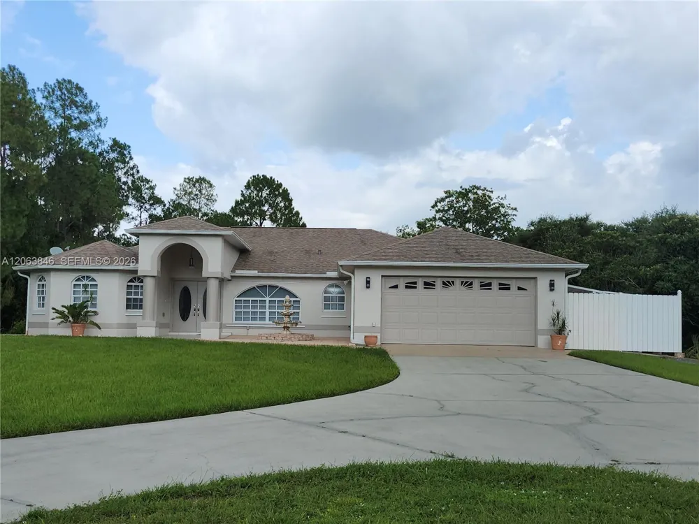 2730 NE 2nd ST Naples, FL 34120