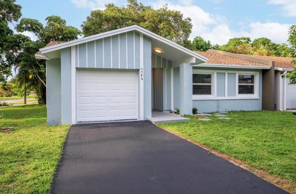 5586 LAKEWOOD CIRCLE #A Margate, FL 33063