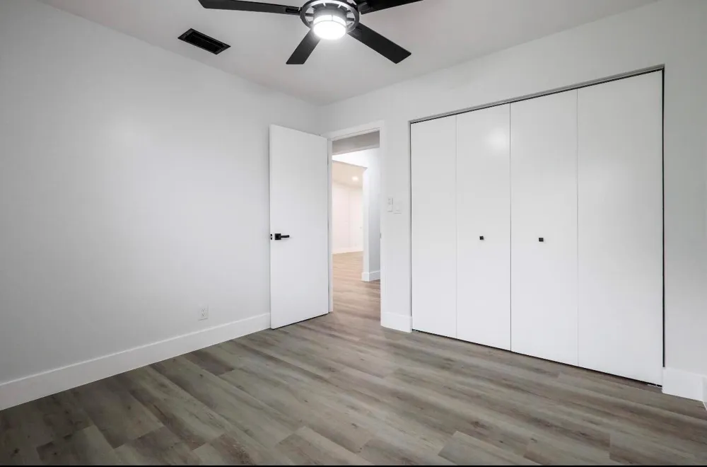 5586 LAKEWOOD CIRCLE #A Margate, FL 33063