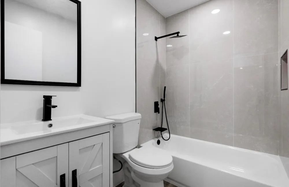 5586 LAKEWOOD CIRCLE #A Margate, FL 33063