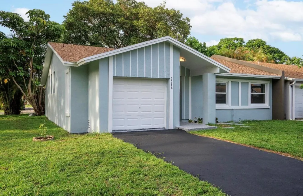 5586 LAKEWOOD CIRCLE #A Margate, FL 33063