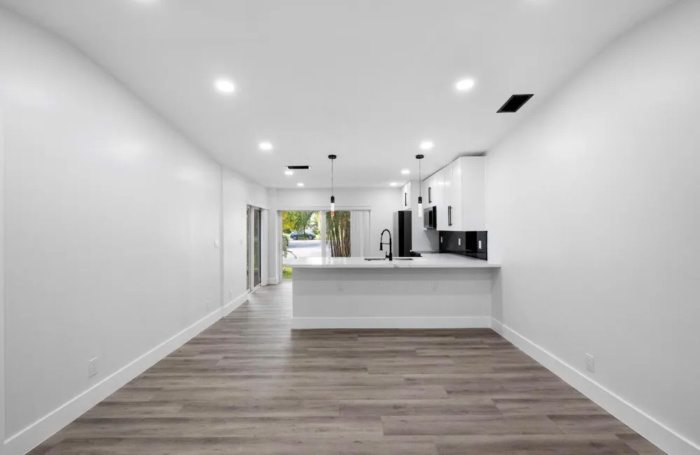 5586 LAKEWOOD CIRCLE #A Margate, FL 33063
