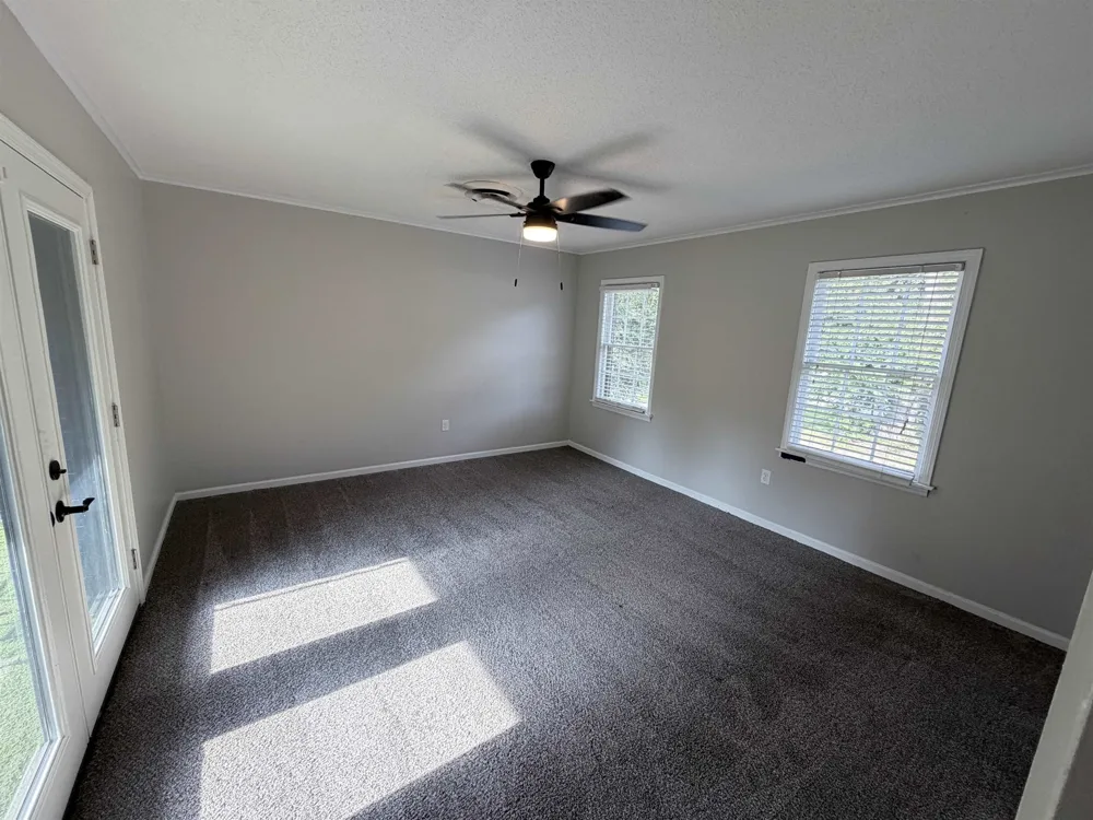 359 S FENWICK RD Memphis, TN 38111