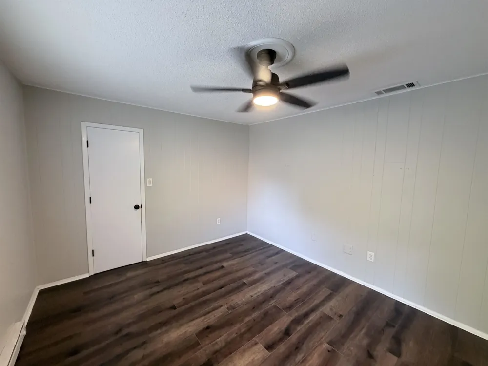 359 S FENWICK RD Memphis, TN 38111