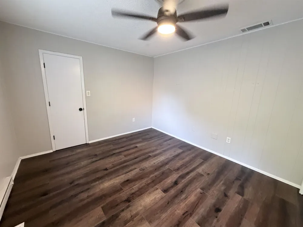 359 S FENWICK RD Memphis, TN 38111