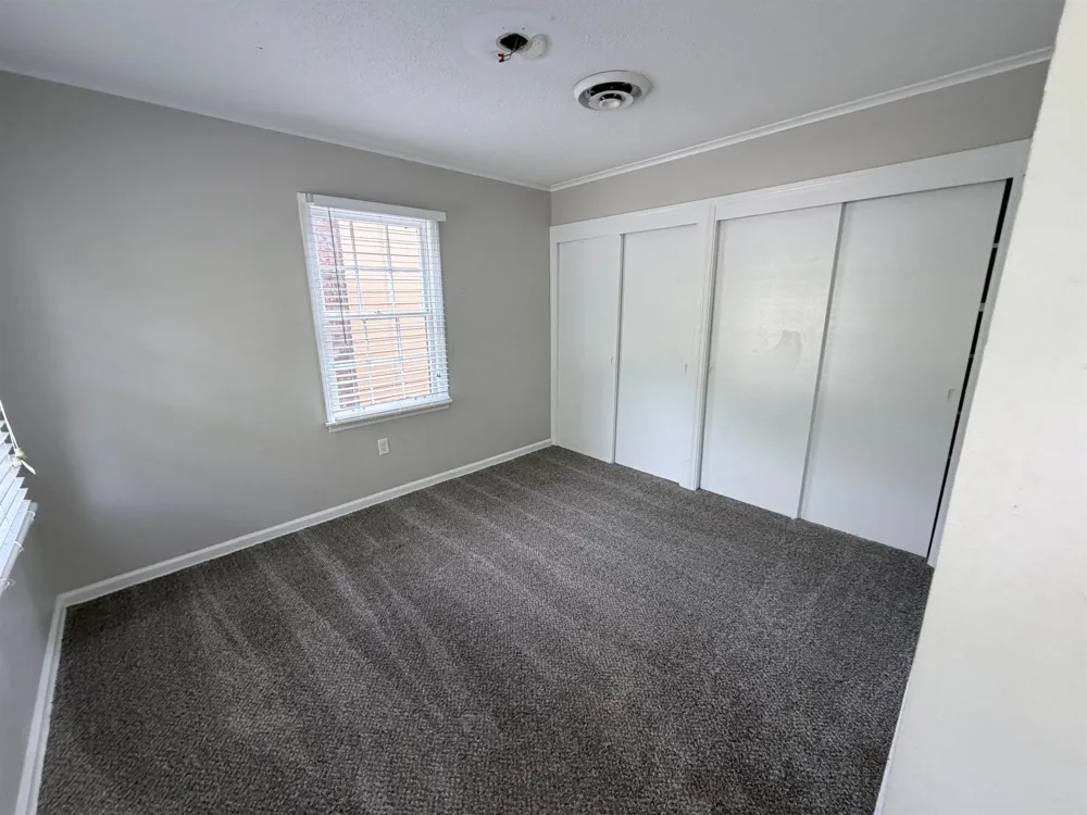 359 S FENWICK RD Memphis, TN 38111