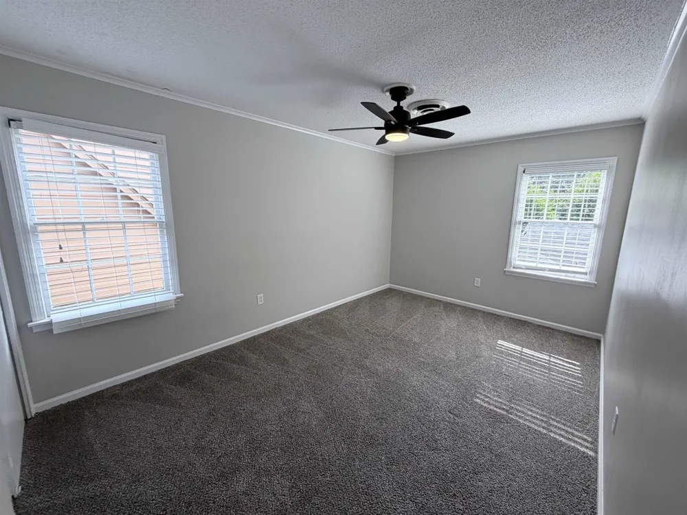 359 S FENWICK RD Memphis, TN 38111