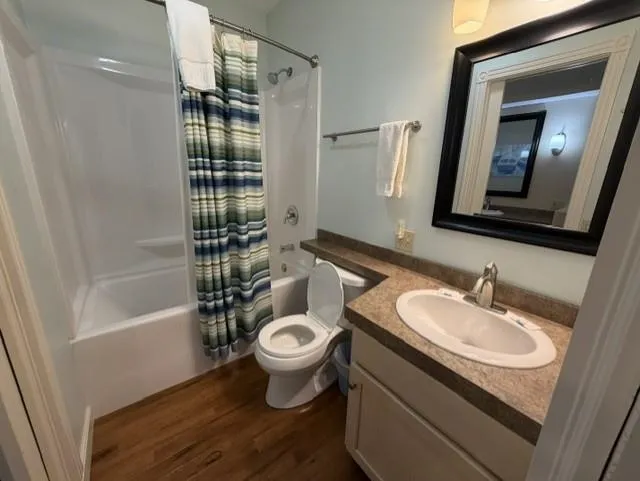 Pinnacle Place Glen Arbor Township, MI 49636